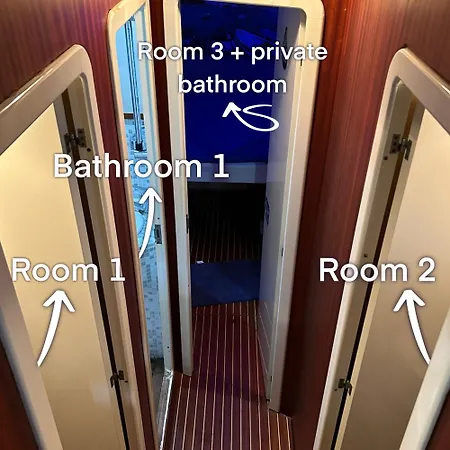 Yachtannablu 船屋